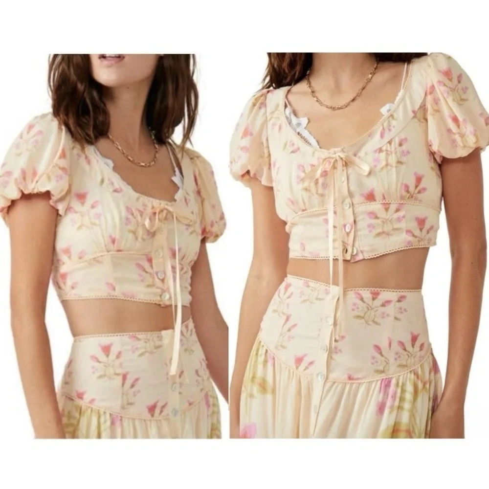 Free People Easy to Love Ivory Puff Sleeve Floral Crop Top Size XS